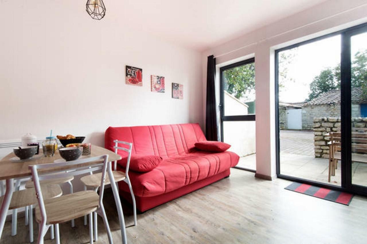 Villa Del Re 10 La Flotte Exteriér fotografie